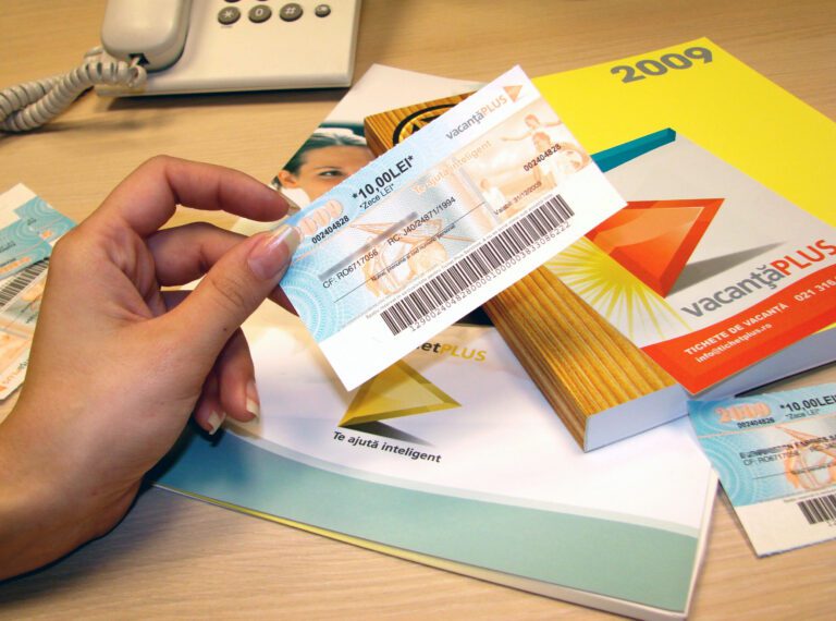 Primăria Slatina a distribuit tichetele sociale de Paște