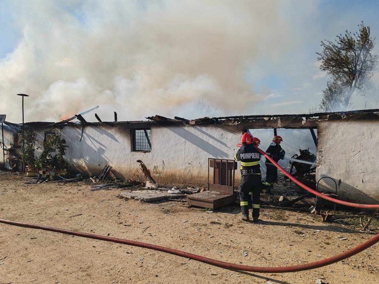 Incendiu putenic în comuna Vâlcele
