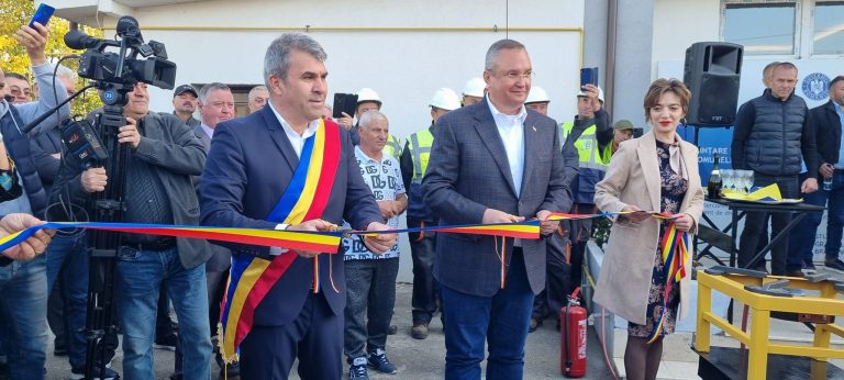 Nicolae Ciucă, prezent la Studina pentru inaugurarea sistemului de alimentare cu gaze naturale