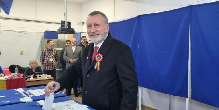 Paul Stănescu: ”Îi rog pe toți românii să vină la vot!”
