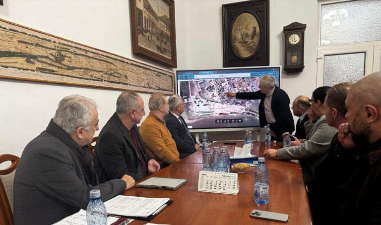 Oameni de afaceri, interesați să vină în Caracal