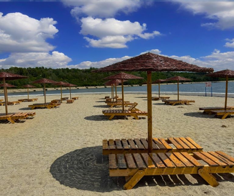 Începe sezonul estival la Plaja Olt