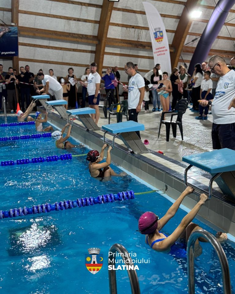 Cupa Slatinei la Înot, zece ani de tradiție într-un eveniment plin de energie și performanță