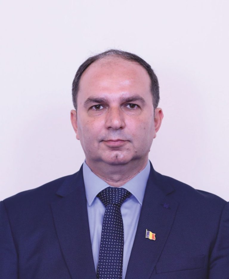 Deputatul Mihai Țiu: ”La mulți ani, sub ocrotirea Sfântului Ioan Botezătorul!”