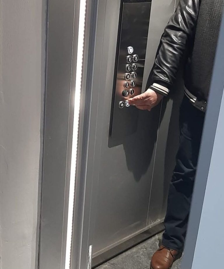 Lifturi noi, sigure și moderne pentru slătineni