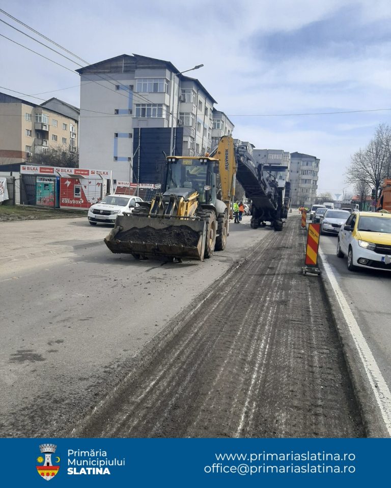 Se asfaltează una dintre străzile importante din Slatina. Ce restricții apar în trafic