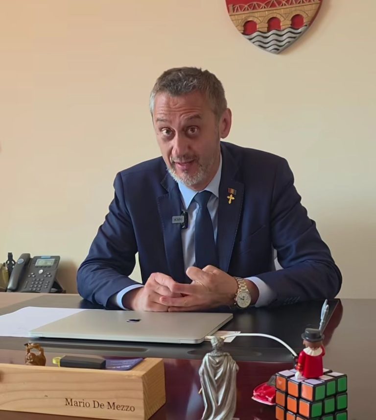 Mario De Mezzo neagă acuzațiile de agresiune asupra secretarului primăriei: „Nu a existat niciun fel de contact”