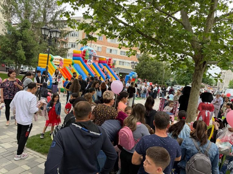 Ziua în care Balșul a aparținut copiilor. Mesajul transmis de primarul Cătălin Rotea de 1 Iunie