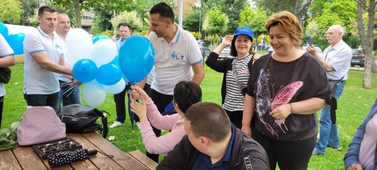 Peste 3.000 de copii au sărbătorit alături de Compania de Apă Olt. Apic, vedeta Zilei Copilului în Parcul Tineretului