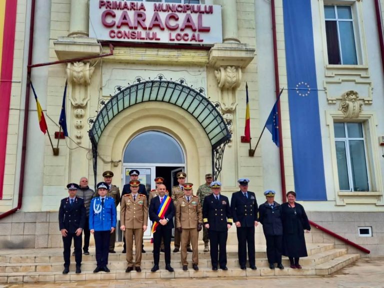 Caracalul și-a cinstit eroii de Ziua Armatei Române. Laurențiu Pătran: „Respect și recunoștință pentru cei care au luptat pentru țara noastră!”