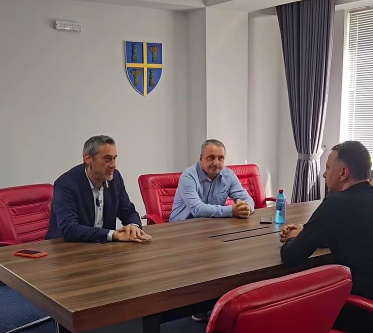 Mario De Mezzo, intransigent cu derapajele din administrație: „Funcțiile sunt pentru a sluji oamenii, nu pentru a face pe vătafii!”
